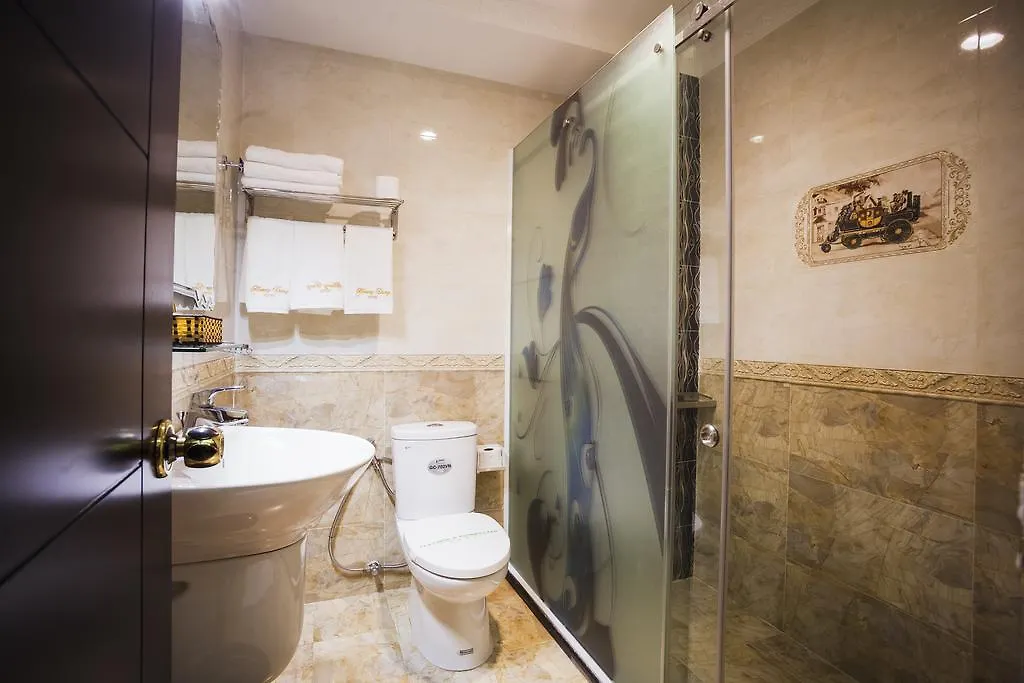Hoang Dung - Hong Vina Hotel Ho Chi Minh City Vietnam